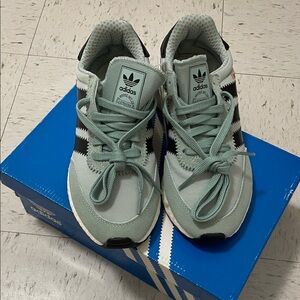 Adidas Iniki Runner W size 5 Seafoam NIB